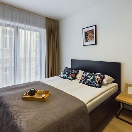 Modern Studios With Air Conditioning In Downtown Krakow By Noclegi Renters Экстерьер фото