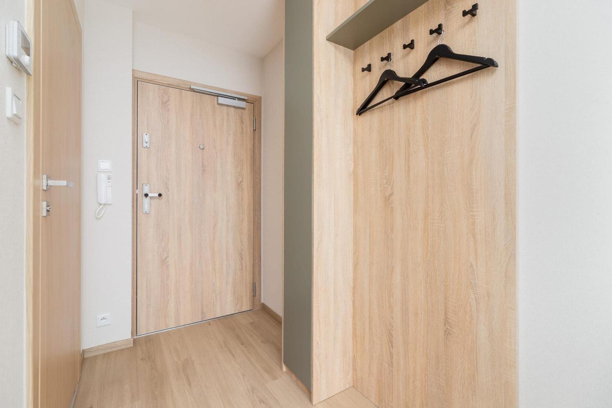 Modern Studios With Air Conditioning In Downtown Krakow By Noclegi Renters Экстерьер фото
